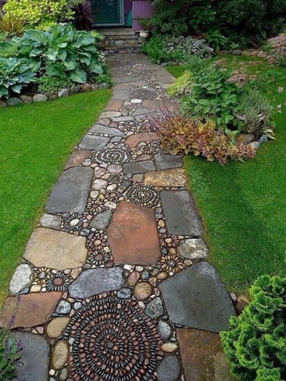 How to design an elegant outdoor with stylish brick decorations