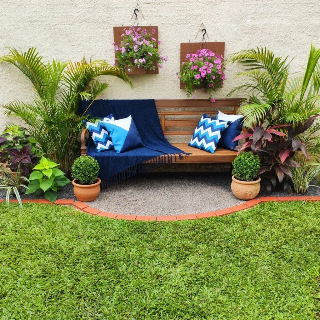 30 Beautiful Landscaping Ideas to Update Your Outdoor Space