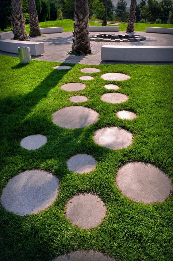 15 modern “concrete walkway” ideas that will elevate your garden