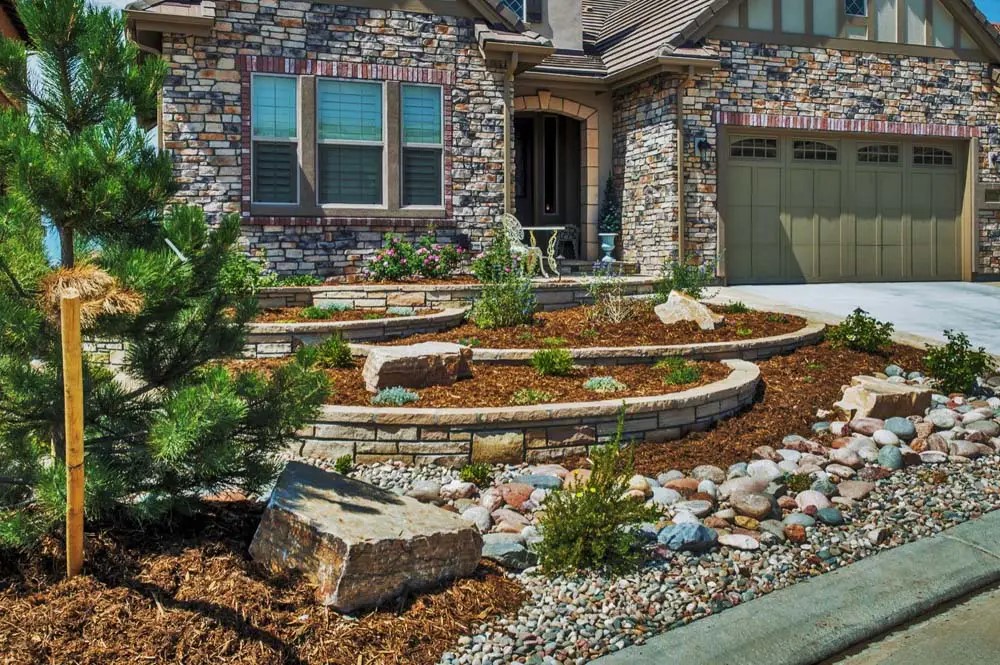 27 Amazing Front Yard River Rock Landscaping Ideas To Wow Your Neighbors