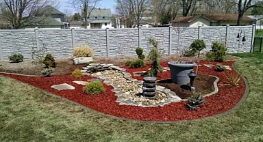 24 Beautiful Red Mulch Landscaping Ideas To Add More Color and Texture