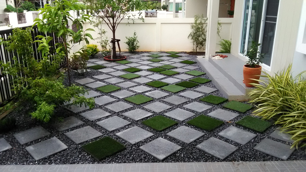 30 Landscaping Ideas That Will Create an Inviting First Impression at Your Front Entry