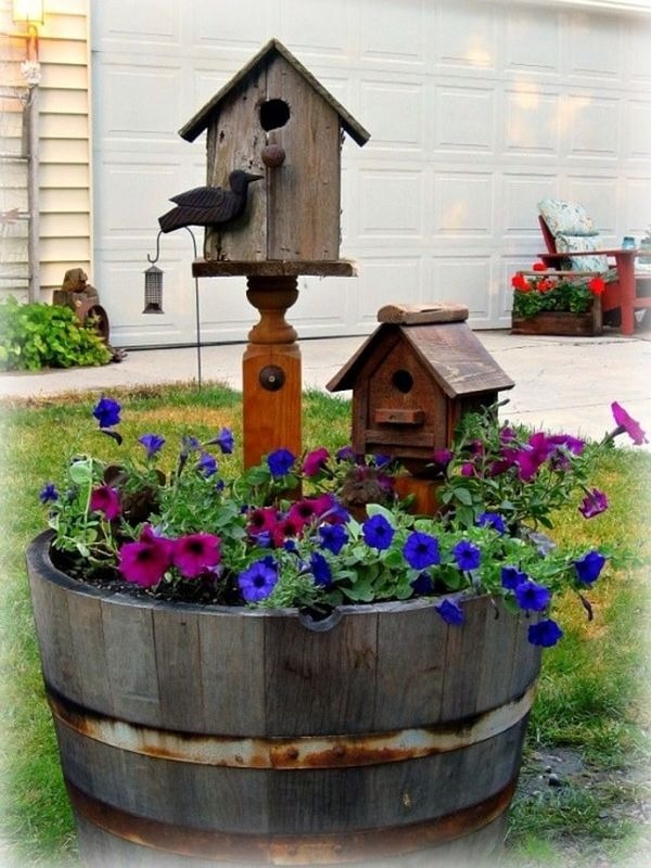 25 Clever DIY ideas to reuse old wine barrels in garden and yard decoration