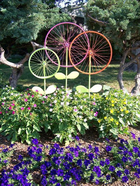 Creative Garden Art Ideas That Everyone Will Love